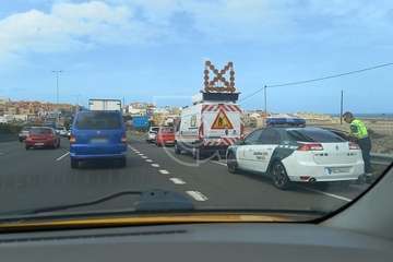 Colisión por alcance en la GC-1 a su paso por Telde/TA.